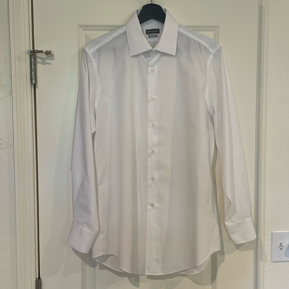 van heusen white button up fitted shirt size medium 32/33